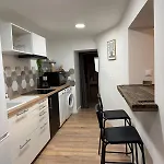 Chaleureux Йер